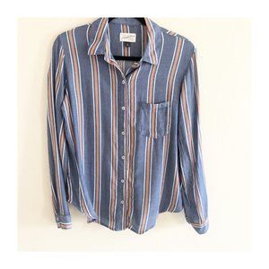 Universal Thread Long Sleeve Button Down